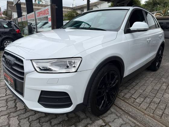 AUDI Q3 1.4 TFSI AMBIENTE FLEX 4P S TRONIC